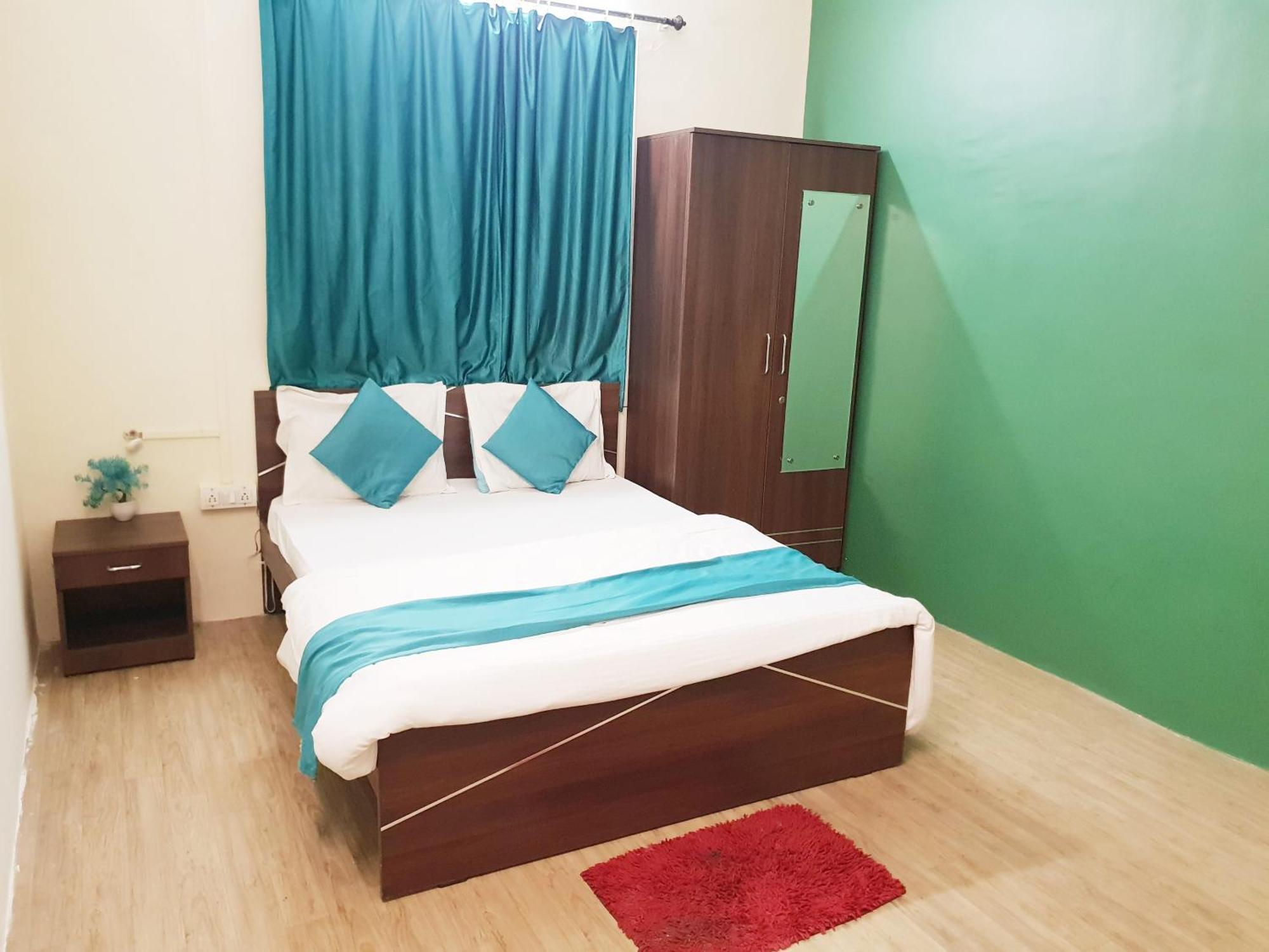 6 Cr Hotel Natraj Railway Station Aurangābād Esterno foto